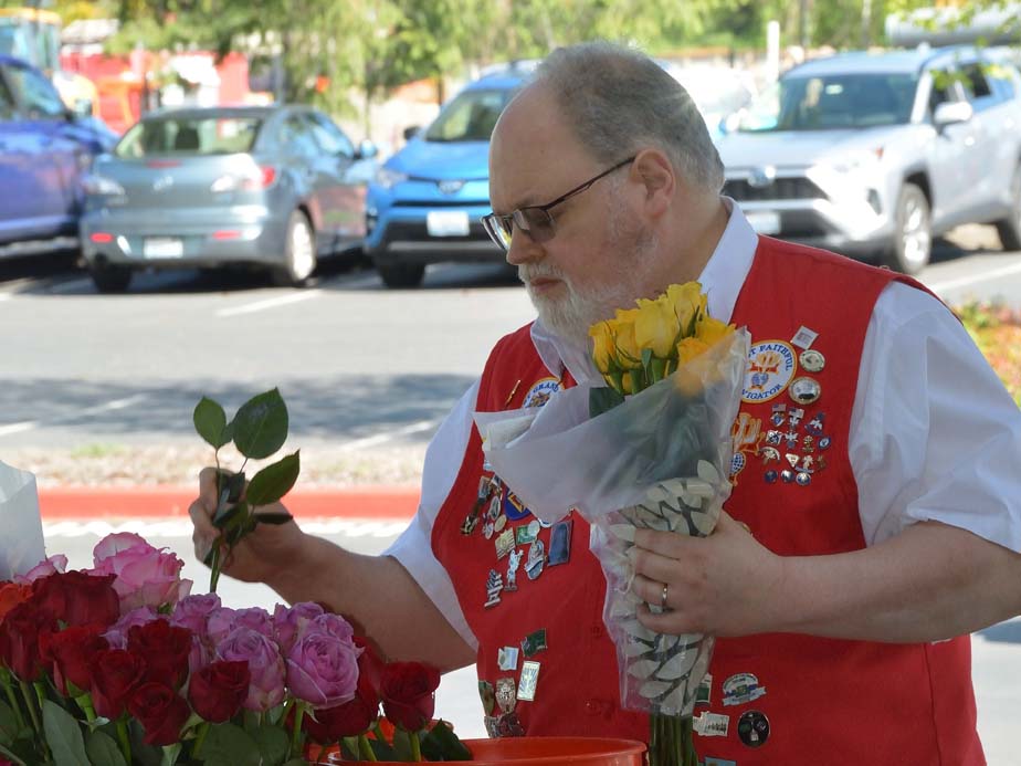 Knights of Columbus Council 11780 Mothers Day Roses May 14, 2023